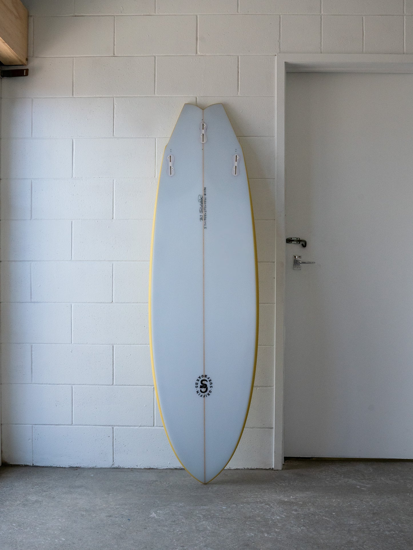 New | 5'11 Two Fun